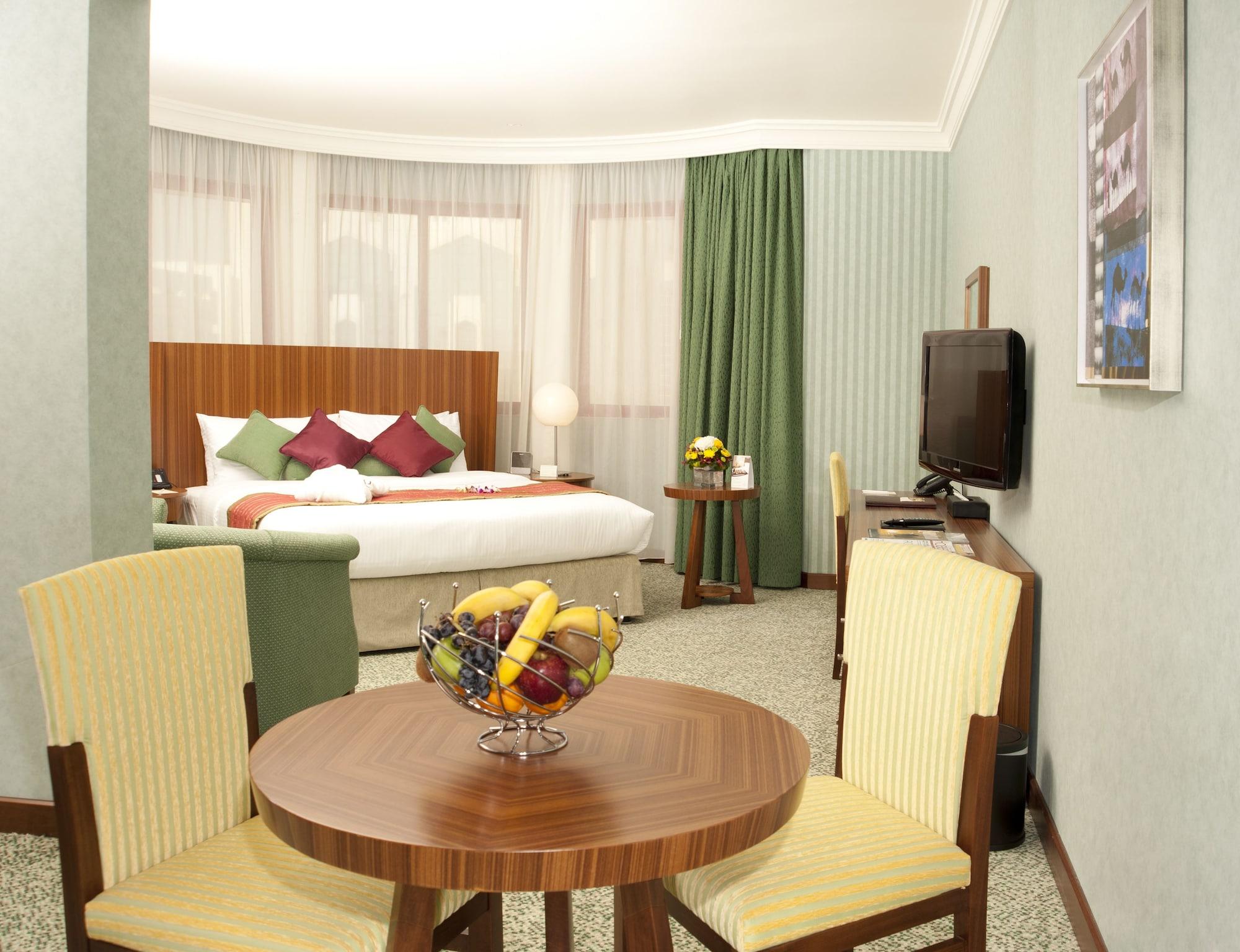 City Seasons Al Hamra Hotel Abu Dhabi Ngoại thất bức ảnh