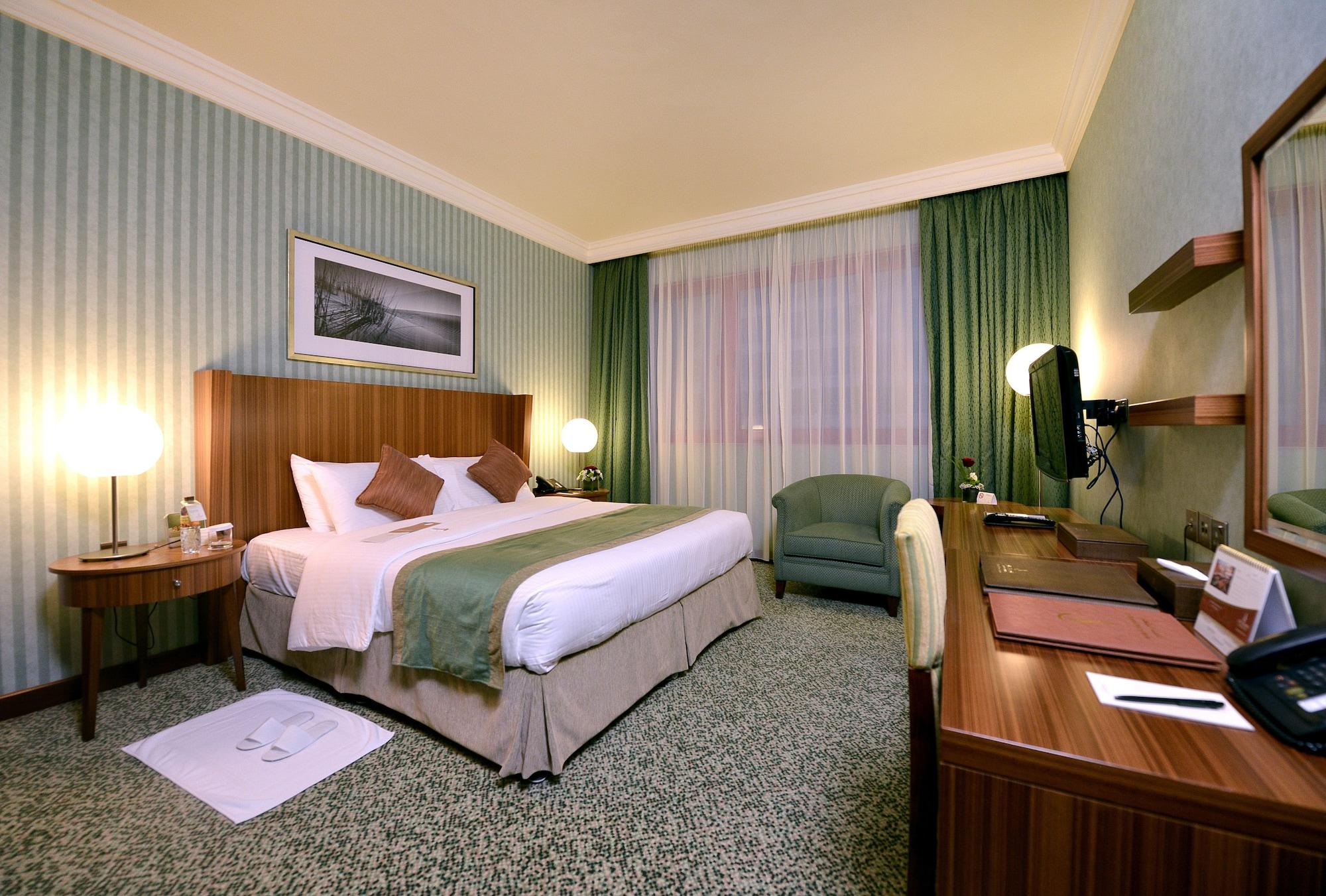 City Seasons Al Hamra Hotel Abu Dhabi Ngoại thất bức ảnh