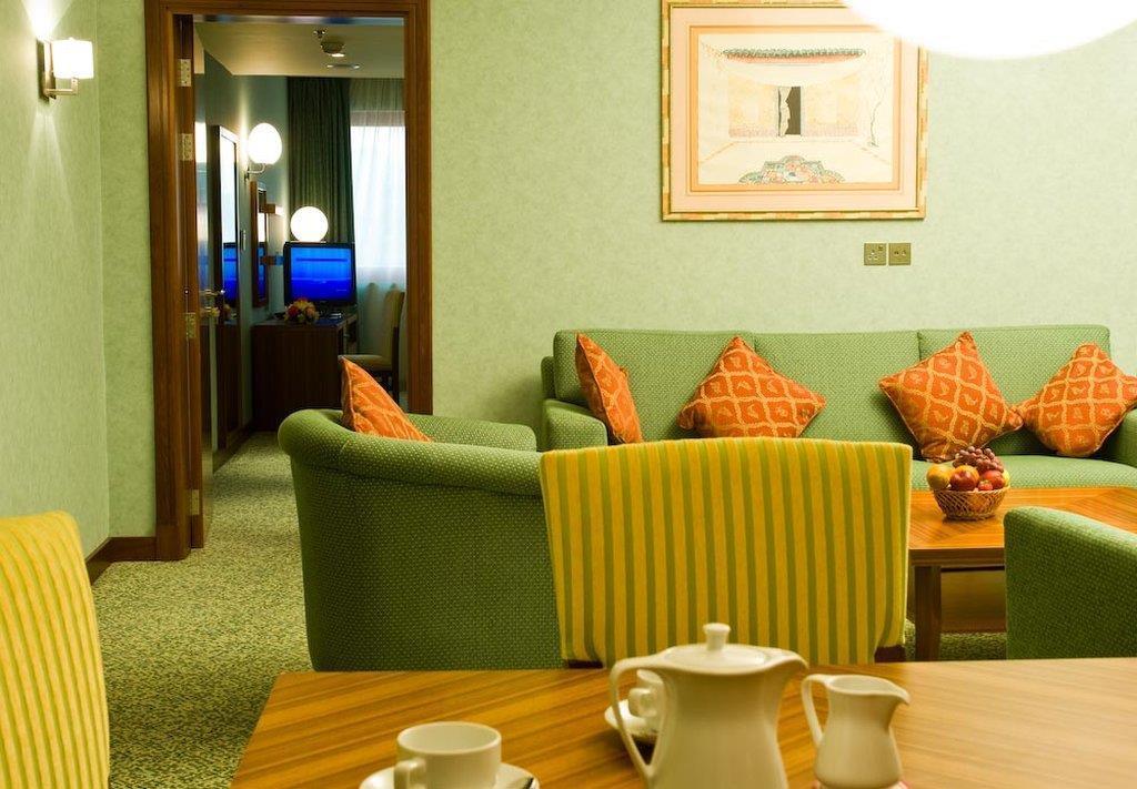 City Seasons Al Hamra Hotel Abu Dhabi Phòng bức ảnh