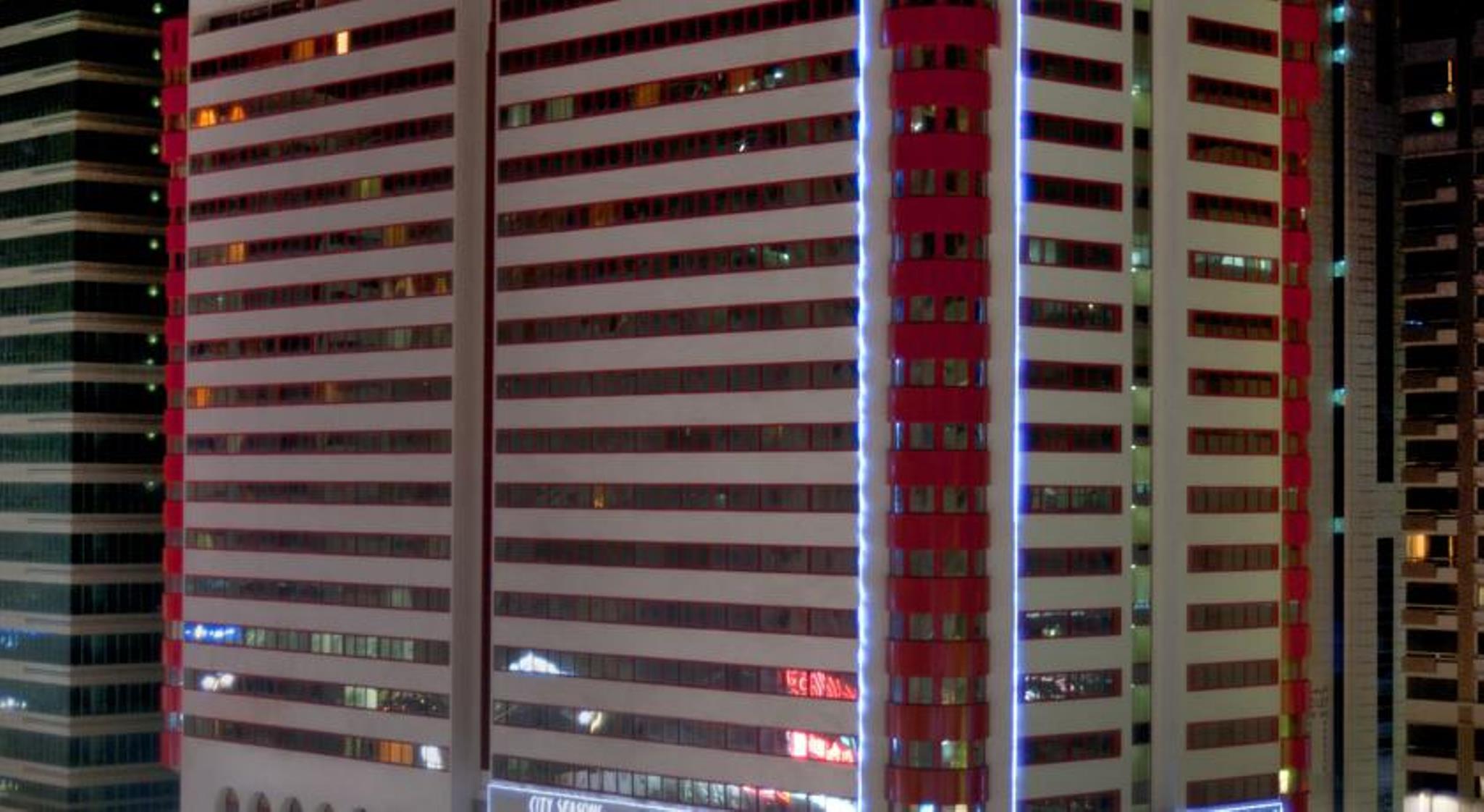 City Seasons Al Hamra Hotel Abu Dhabi Ngoại thất bức ảnh