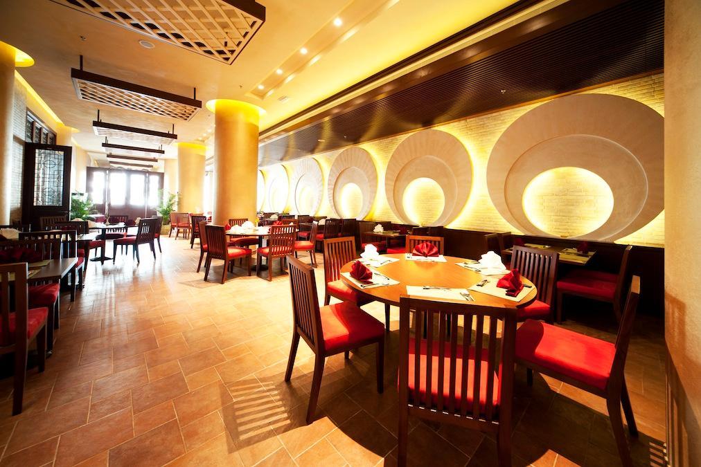 City Seasons Al Hamra Hotel Abu Dhabi Ngoại thất bức ảnh