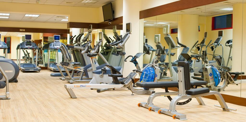 City Seasons Al Hamra Hotel Abu Dhabi Ngoại thất bức ảnh